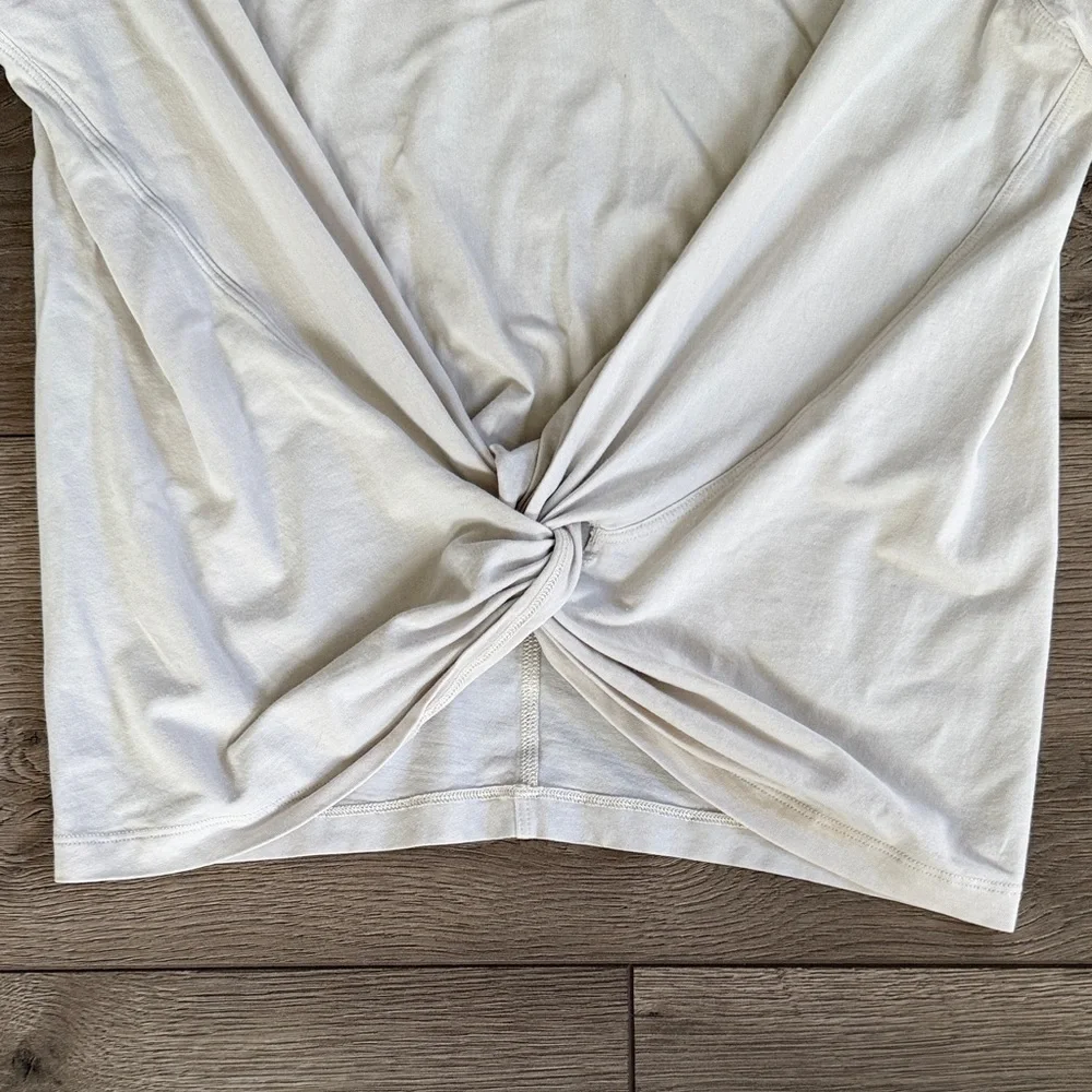 LULULEMON Crescent Tee Bone/Off White Color